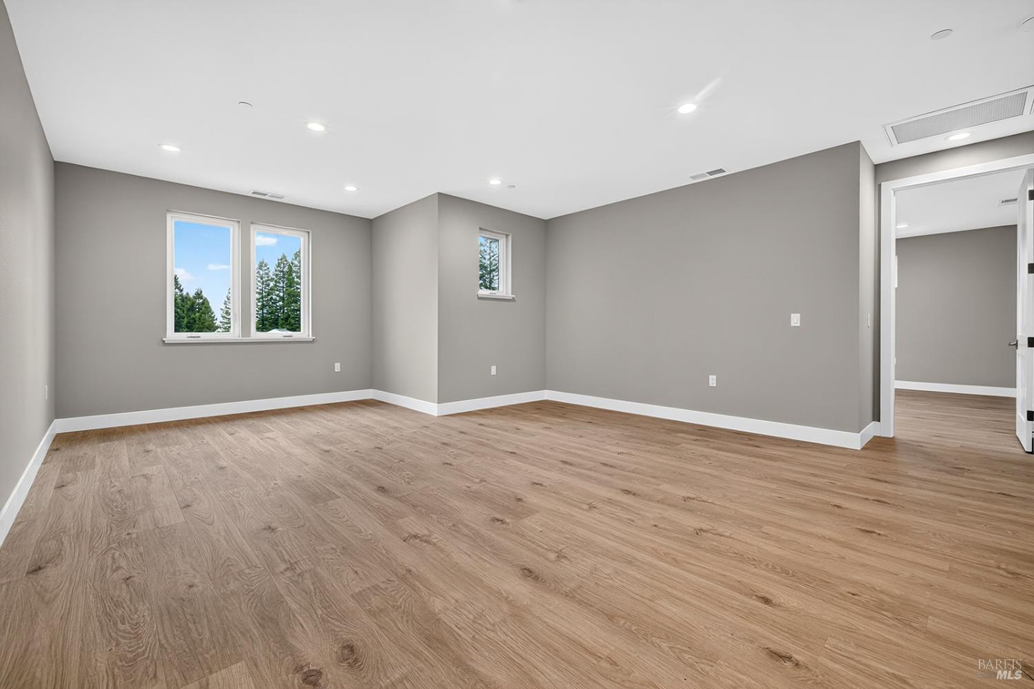 1913 Carlile Place Santa Rosa CA 95403