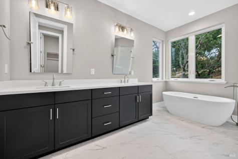 1913 Carlile Place Santa Rosa CA 95403