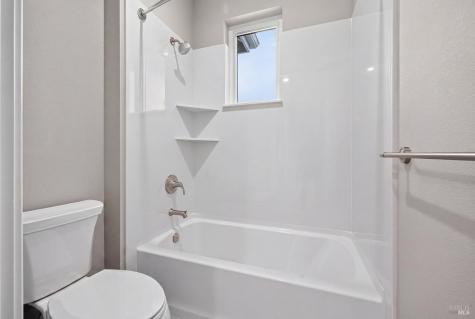 1913 Carlile Place Santa Rosa CA 95403