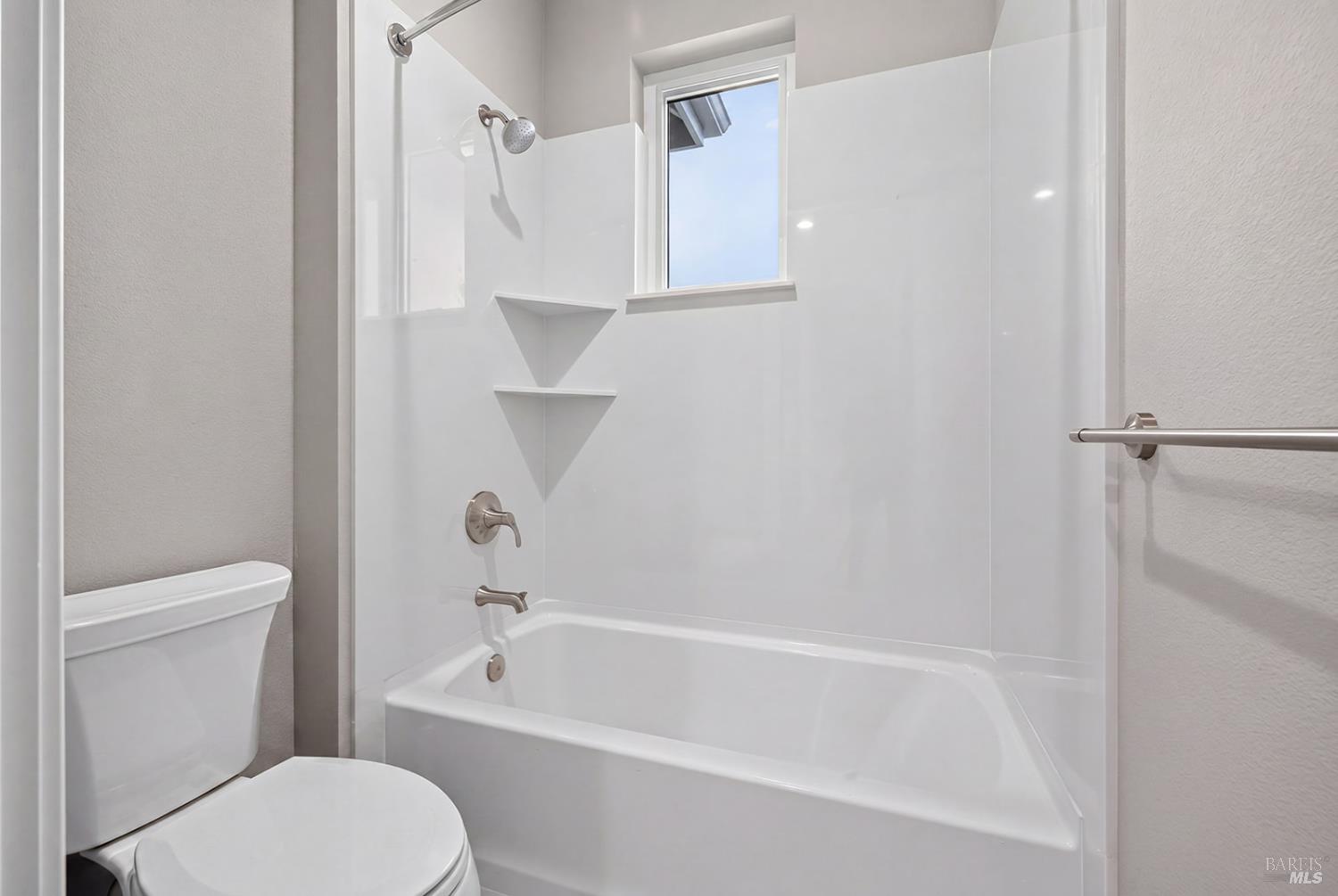 1913 Carlile Place Santa Rosa CA 95403