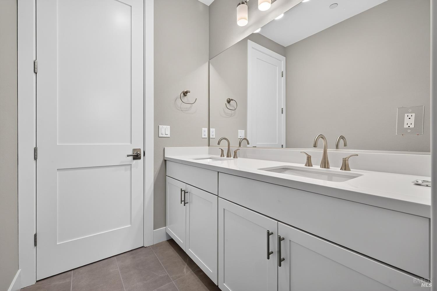 1913 Carlile Place Santa Rosa CA 95403