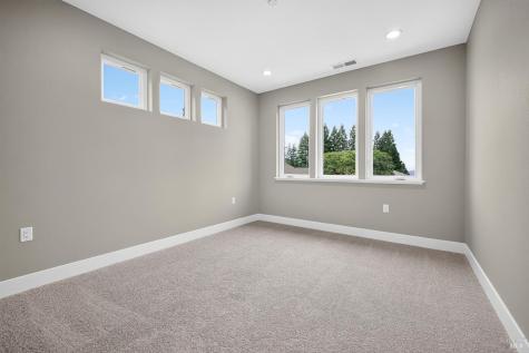1913 Carlile Place Santa Rosa CA 95403