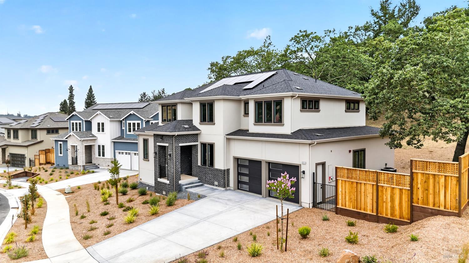 1913 Carlile Place Santa Rosa CA 95403