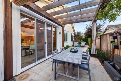 6219 Olympic Place Rohnert Park CA 94928