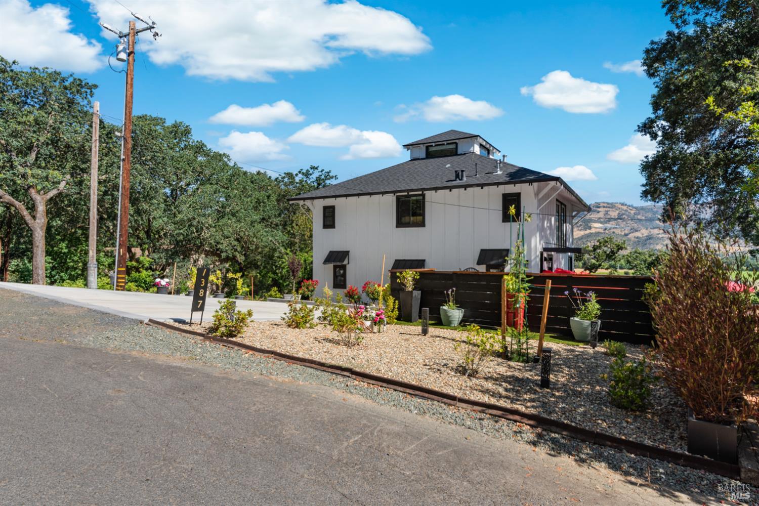 1387 Tucker Road Calistoga CA 94515