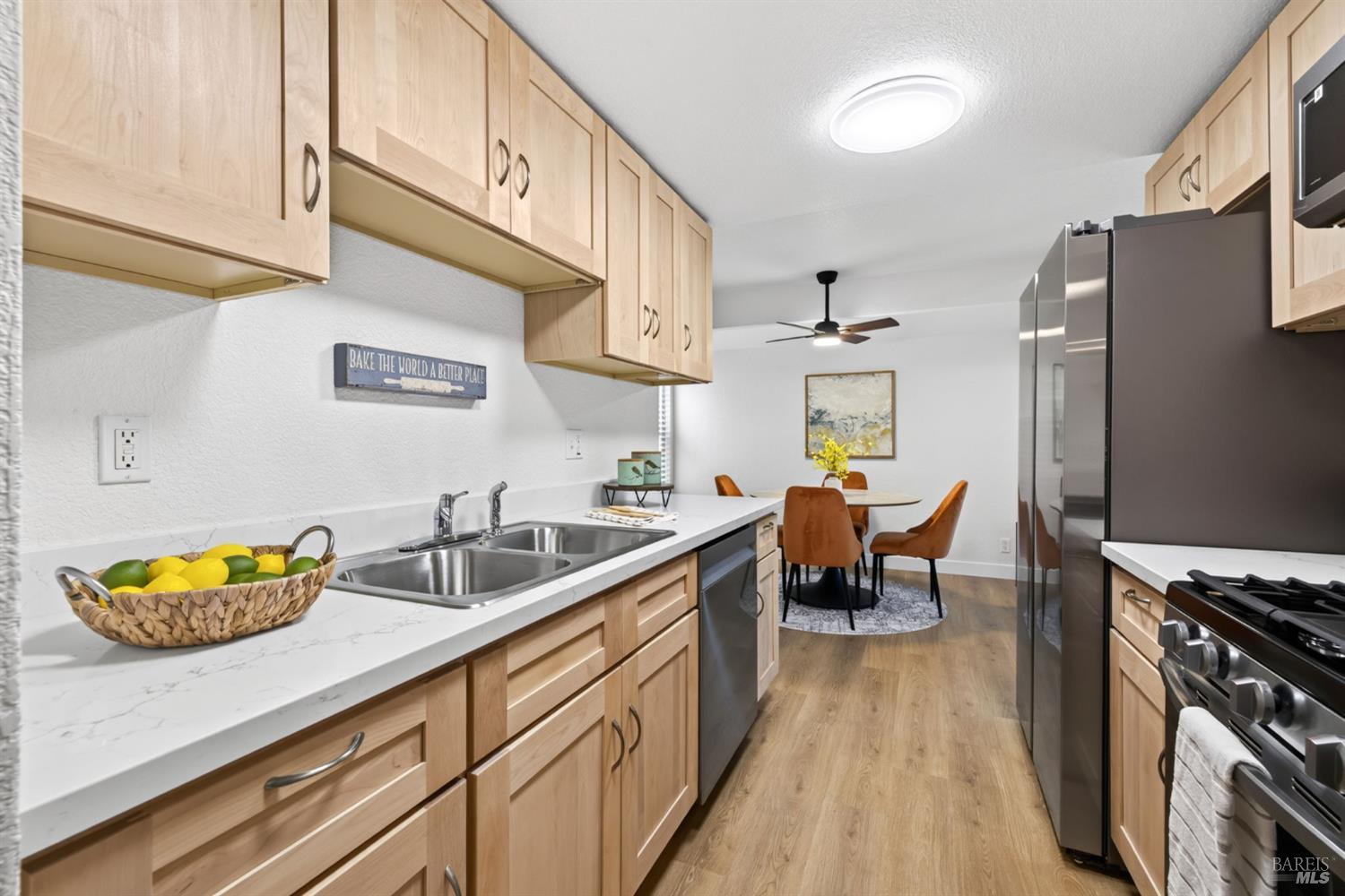 957 W 8th Street Santa Rosa CA 95401