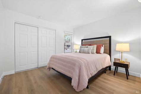 957 W 8th Street Santa Rosa CA 95401