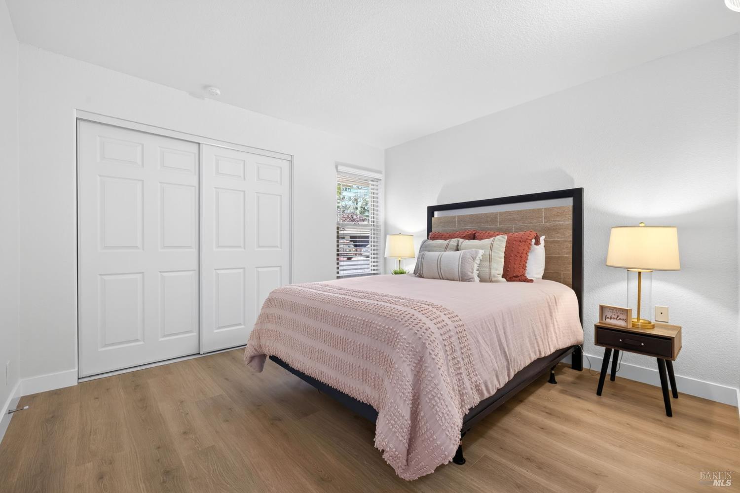957 W 8th Street Santa Rosa CA 95401