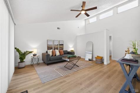 957 W 8th Street Santa Rosa CA 95401