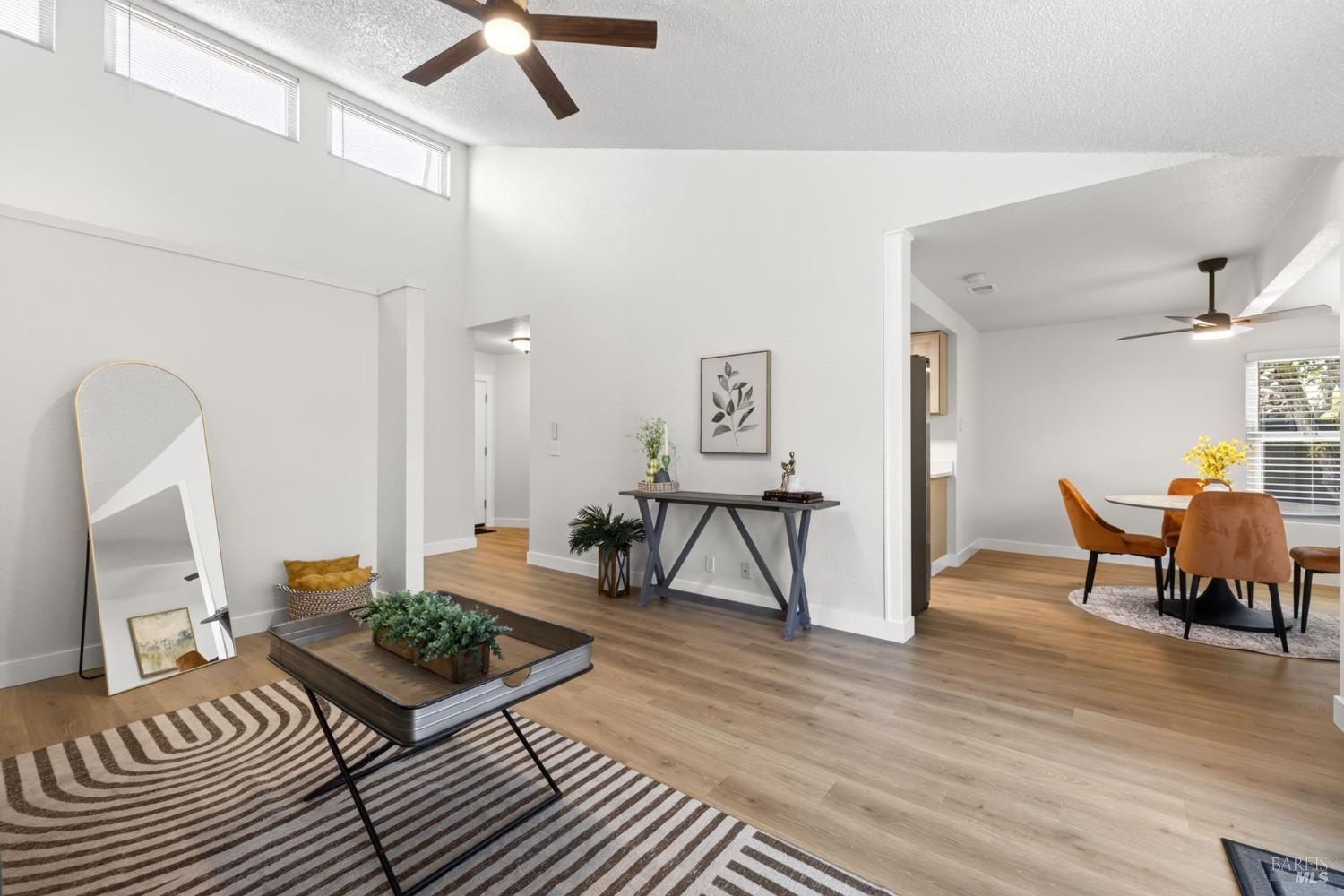 957 W 8th Street Santa Rosa CA 95401