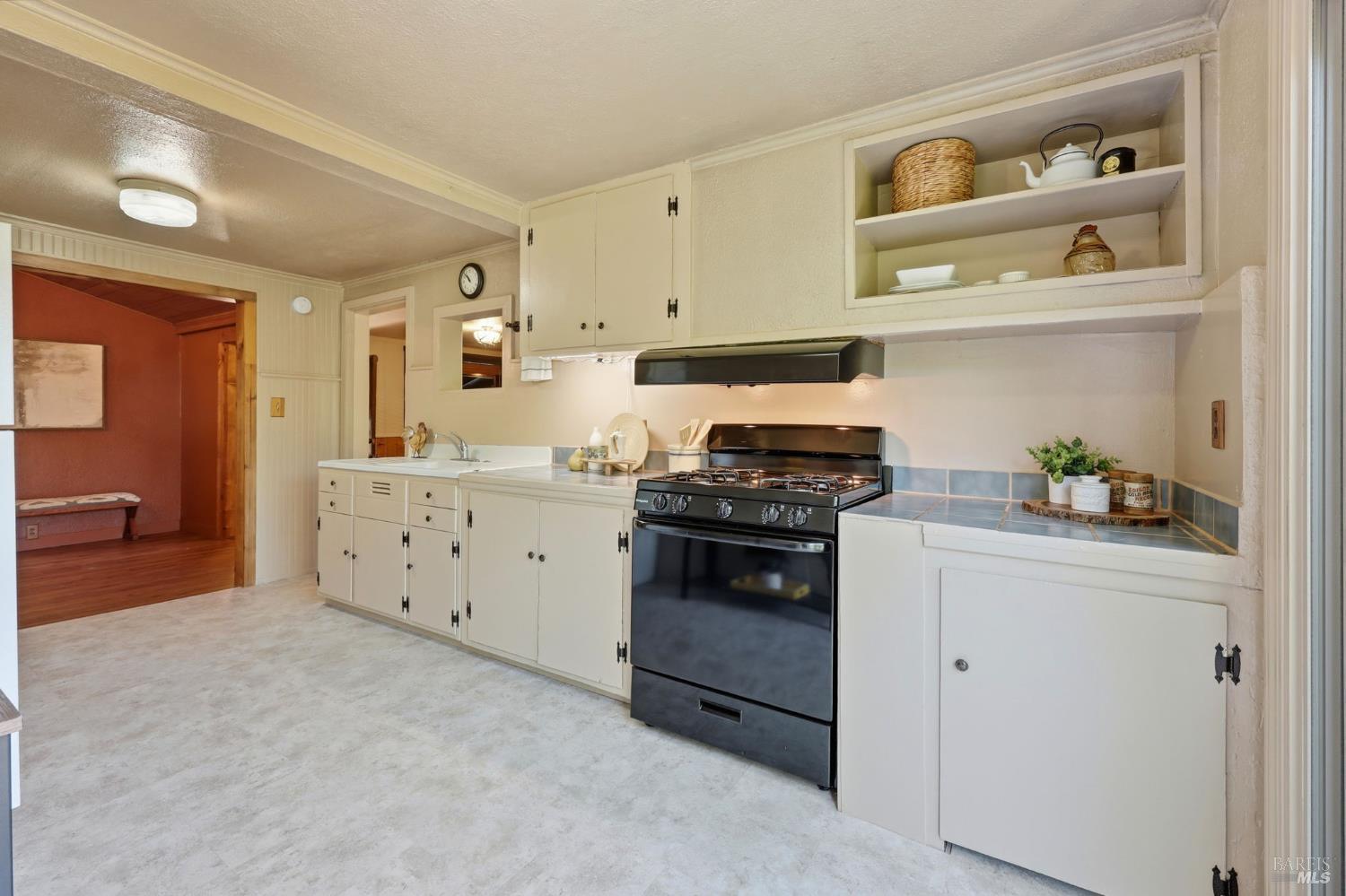 8170 Park Avenue Forestville CA 95436