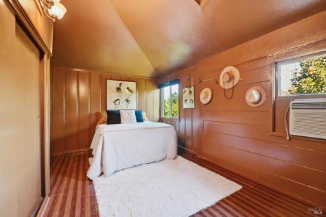 8170 Park Avenue Forestville CA 95436