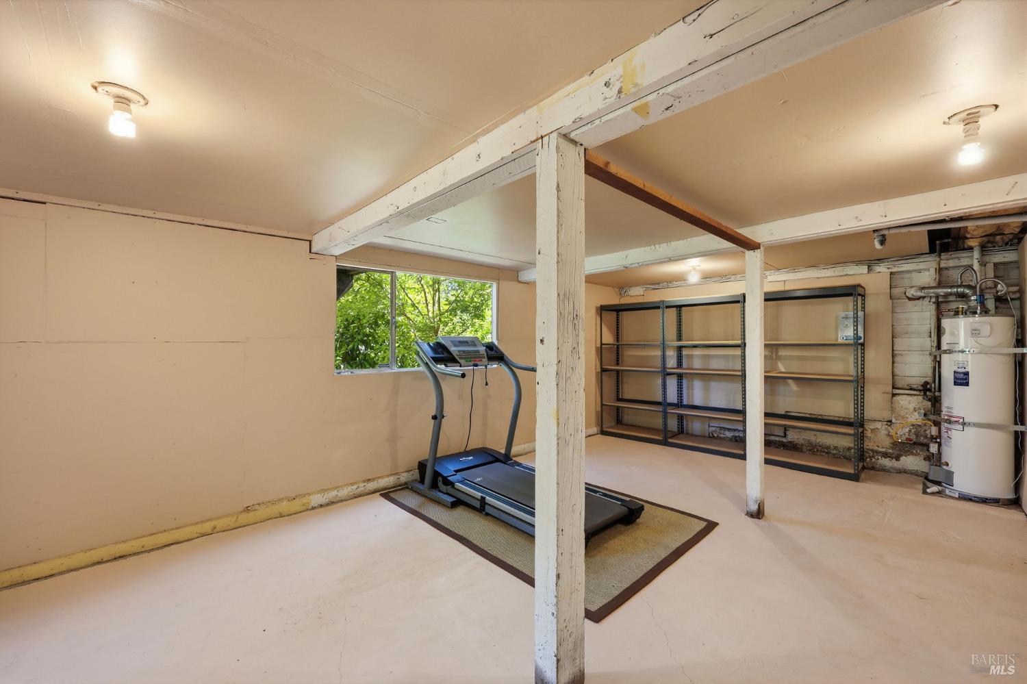 8170 Park Avenue Forestville CA 95436