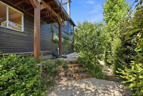 8170 Park Avenue Forestville CA 95436