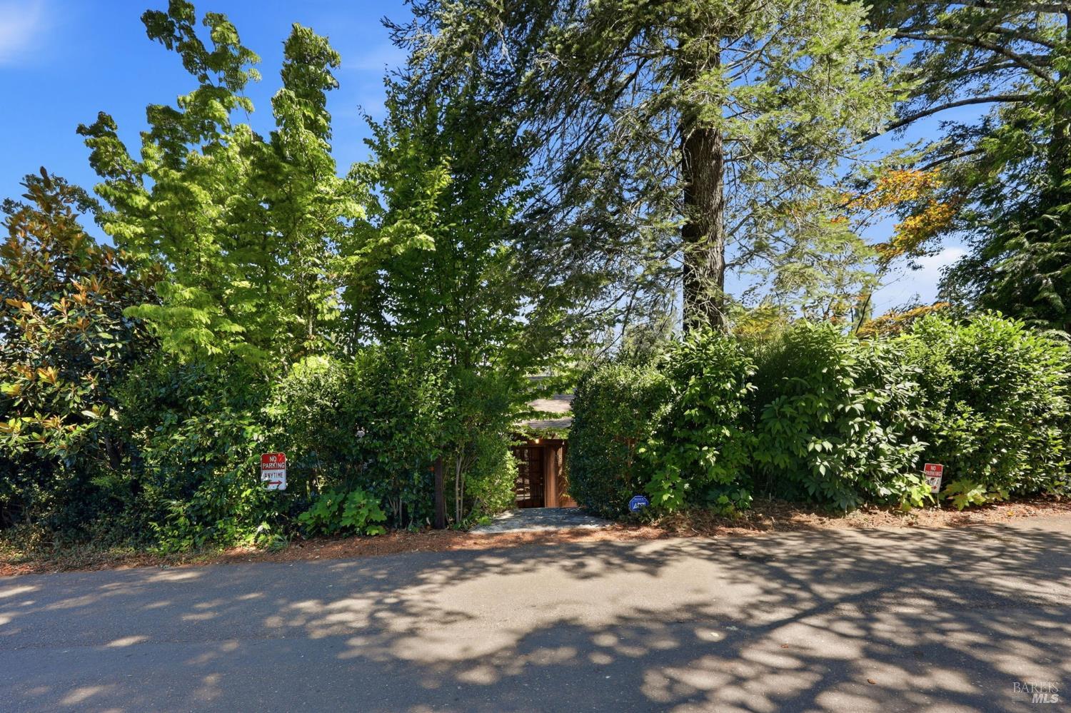 8170 Park Avenue Forestville CA 95436