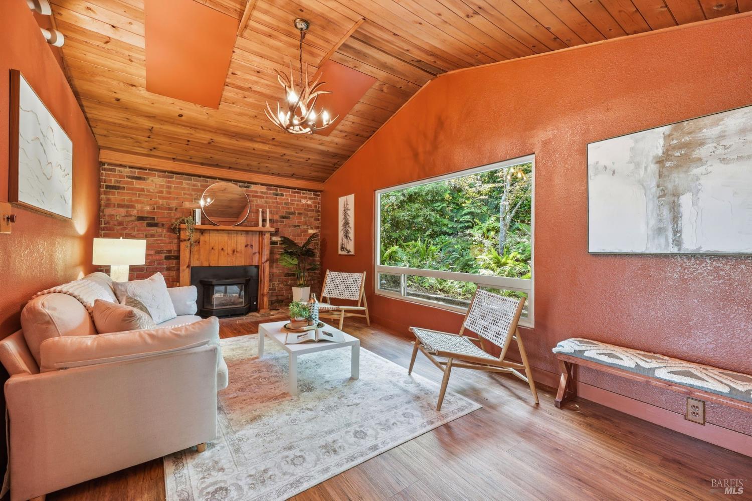 8170 Park Avenue Forestville CA 95436