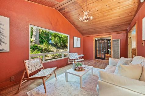 8170 Park Avenue Forestville CA 95436