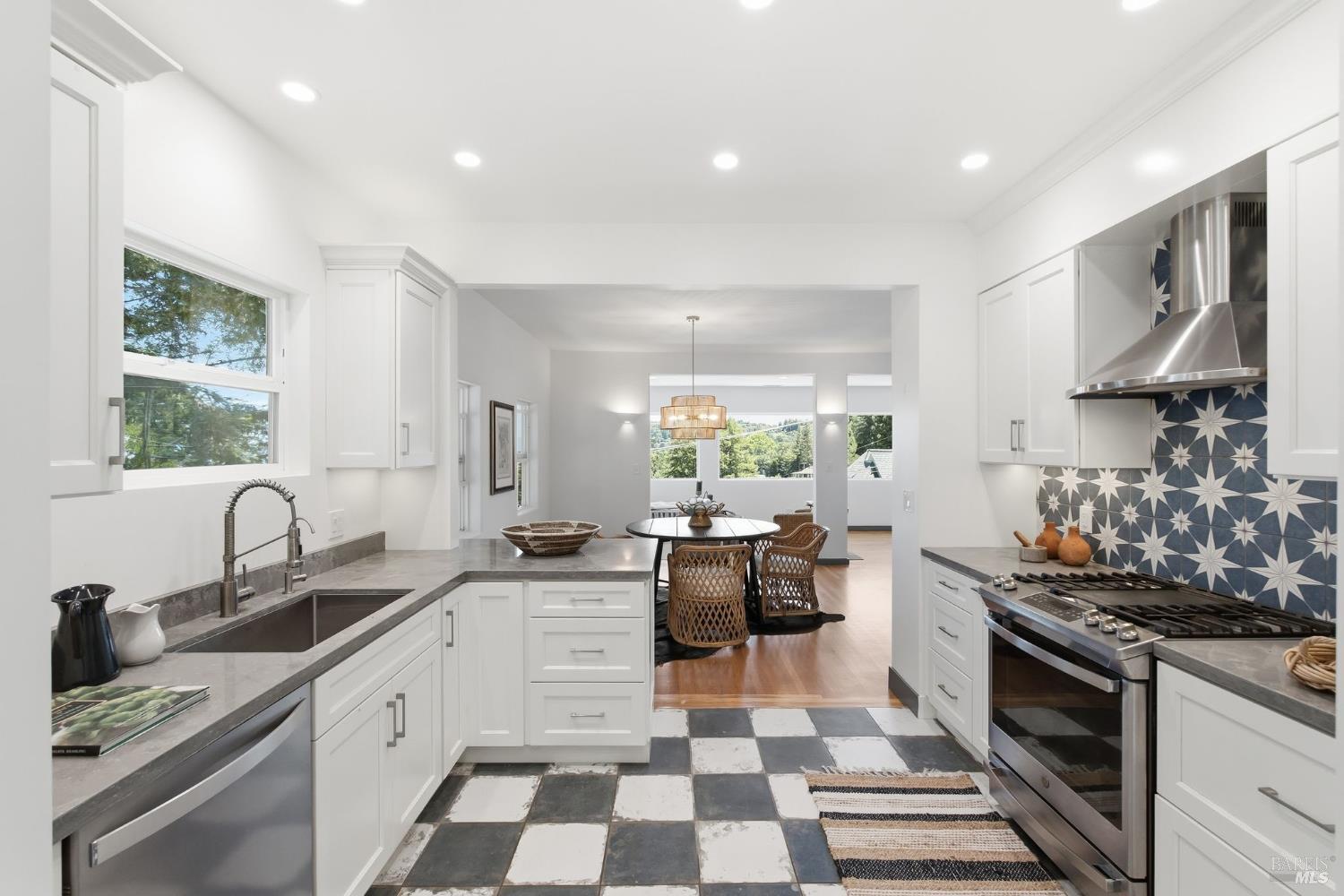130 Edison Avenue Corte Madera CA 94925