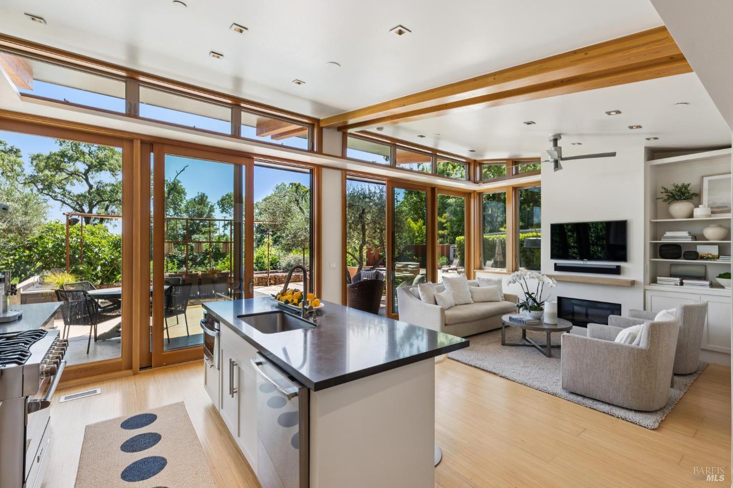 1067-1069 Darms Lane Napa CA 94558