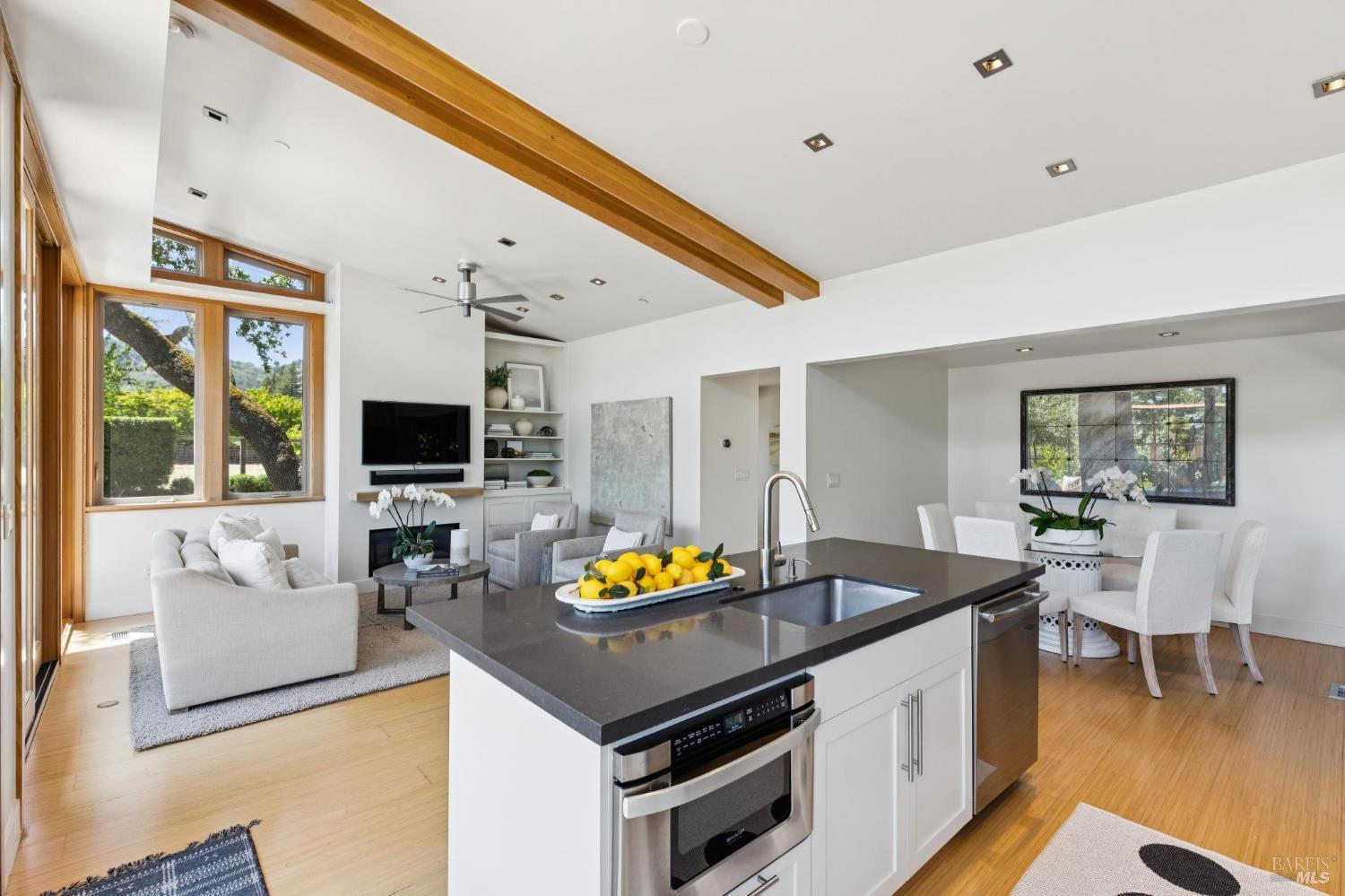 1067-1069 Darms Lane Napa CA 94558