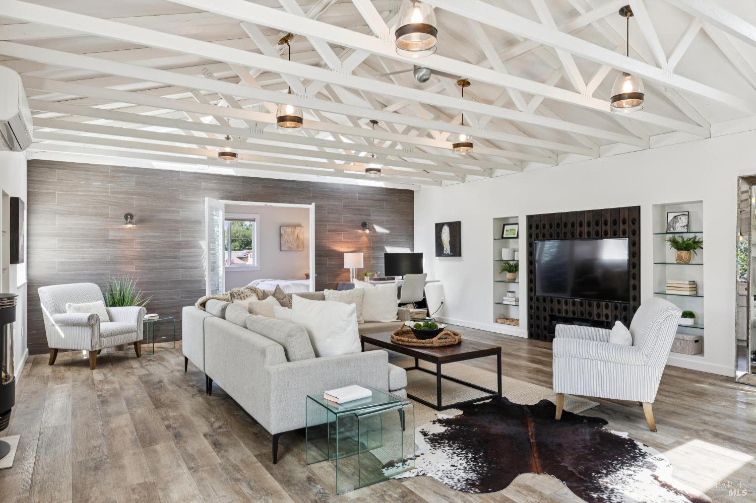 1067-1069 Darms Lane Napa CA 94558