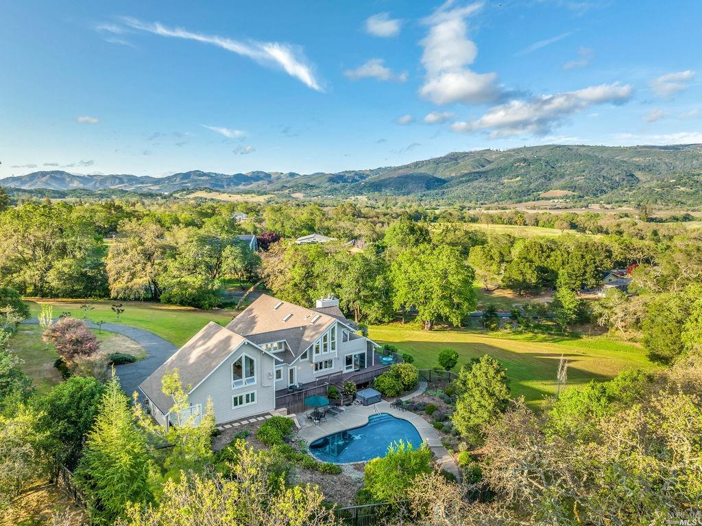 15851 Arnold Drive Sonoma CA 95476