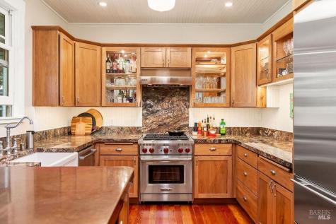 437 North Street Healdsburg CA 95448