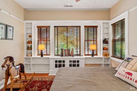 437 North Street Healdsburg CA 95448