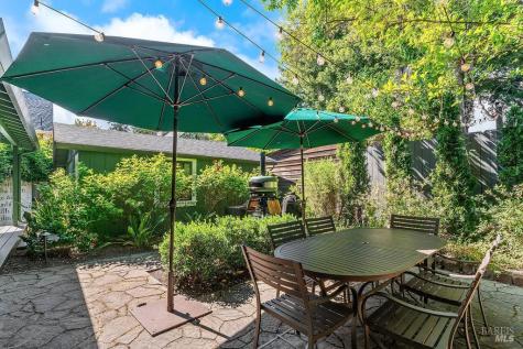 437 North Street Healdsburg CA 95448