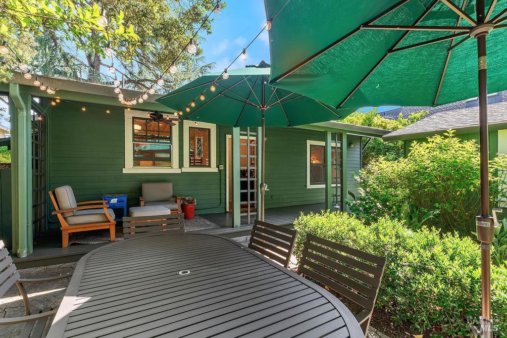 437 North Street Healdsburg CA 95448