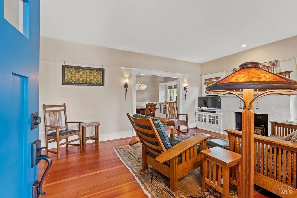 437 North Street Healdsburg CA 95448