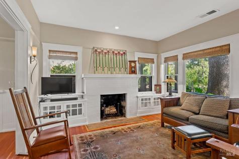 437 North Street Healdsburg CA 95448
