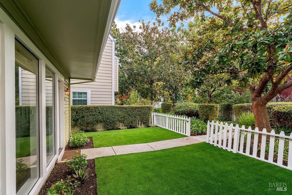 8204 Windmill Farms Drive Cotati CA 94931