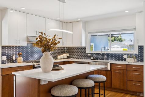 419 Montecillo Road San Rafael CA 94903