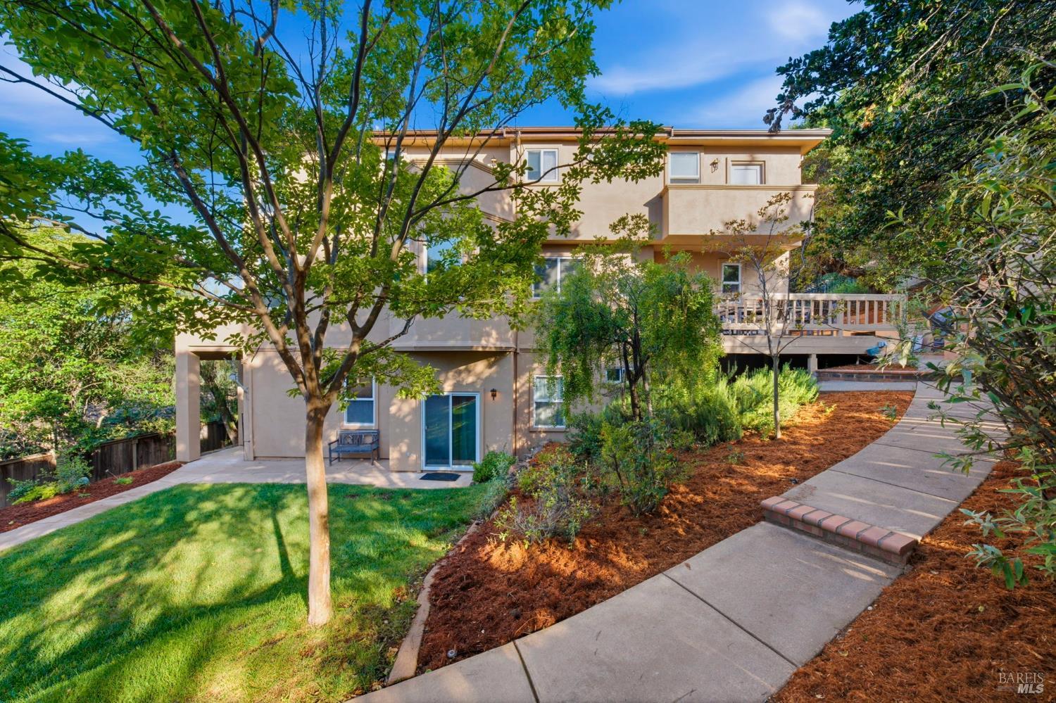 950 Appleridge Place Fairfield CA 94534
