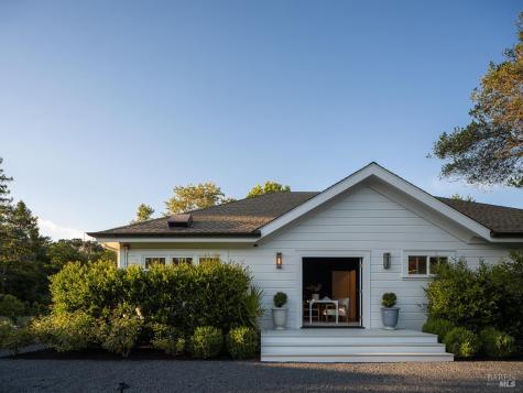 555 Magnolia Avenue Petaluma CA 94952