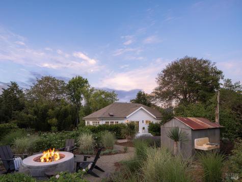 555 Magnolia Avenue Petaluma CA 94952