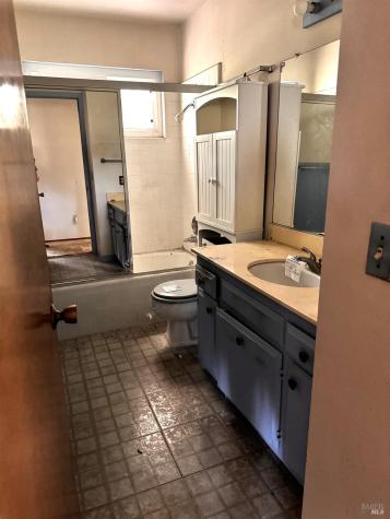2850 Creekside Road Santa Rosa CA 95405