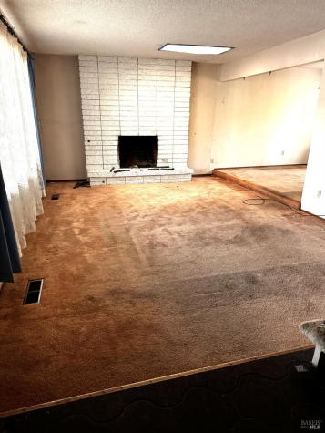 2850 Creekside Road Santa Rosa CA 95405