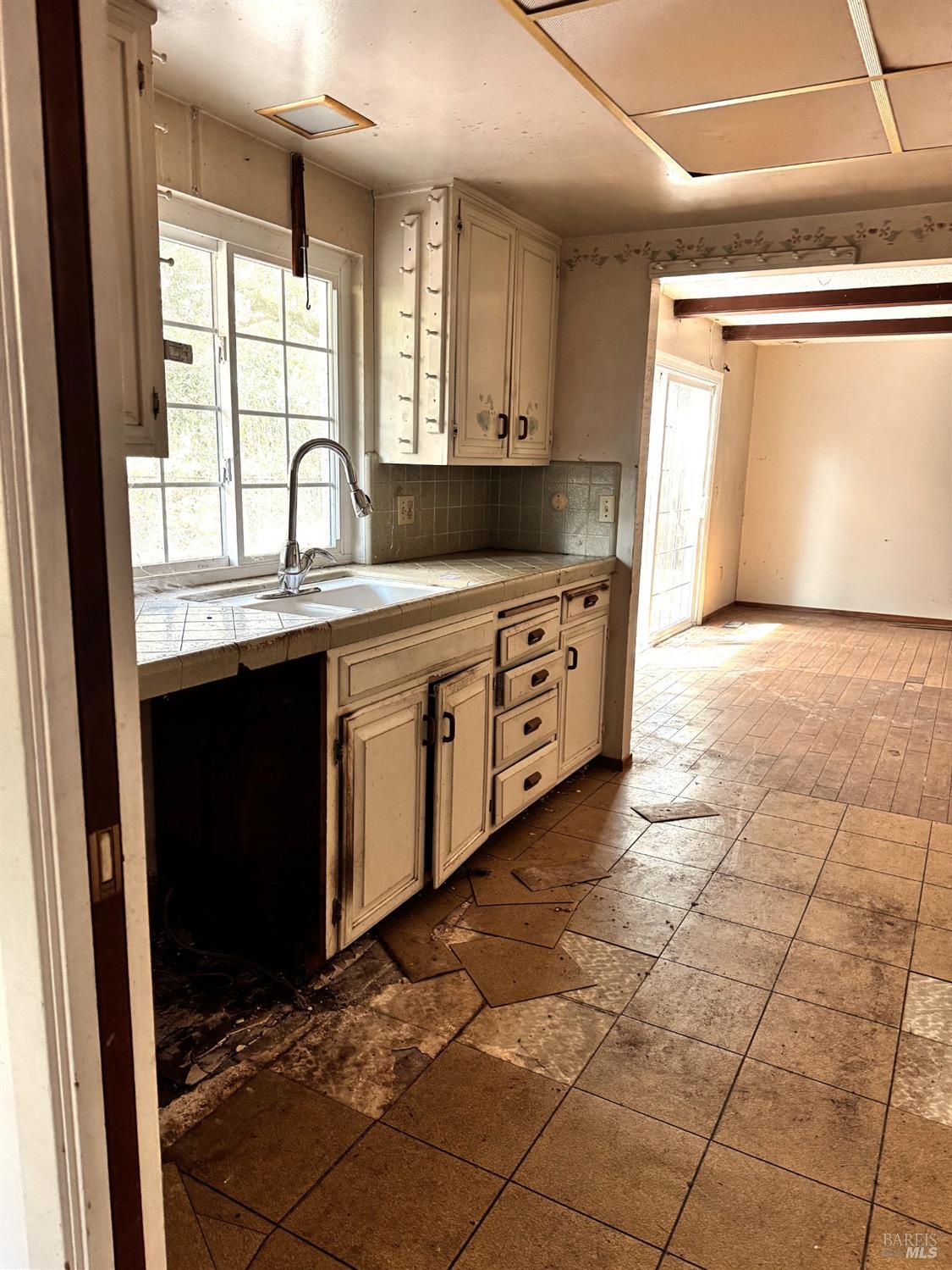 2850 Creekside Road Santa Rosa CA 95405