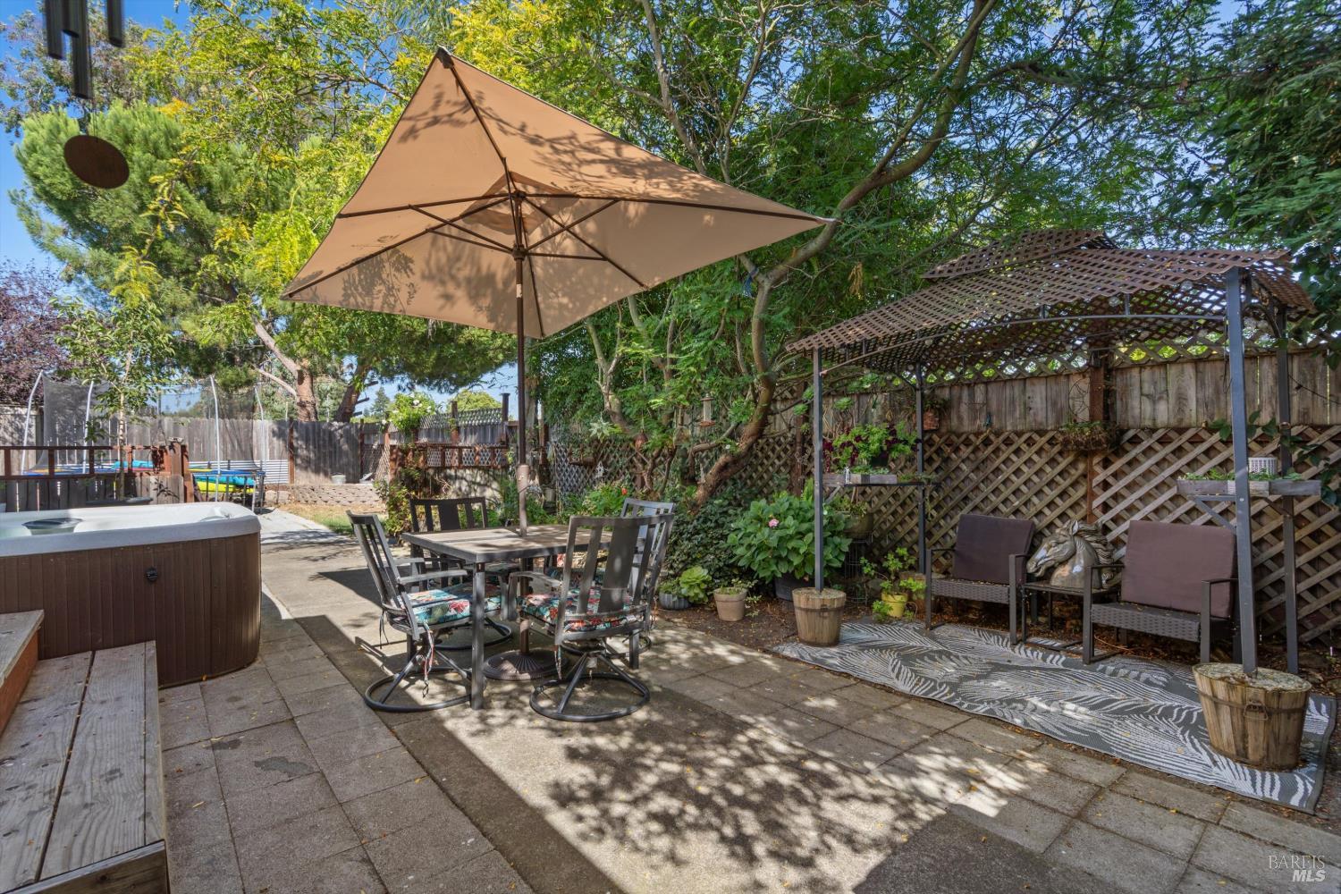 1386 Mcminn Avenue Santa Rosa CA 95407