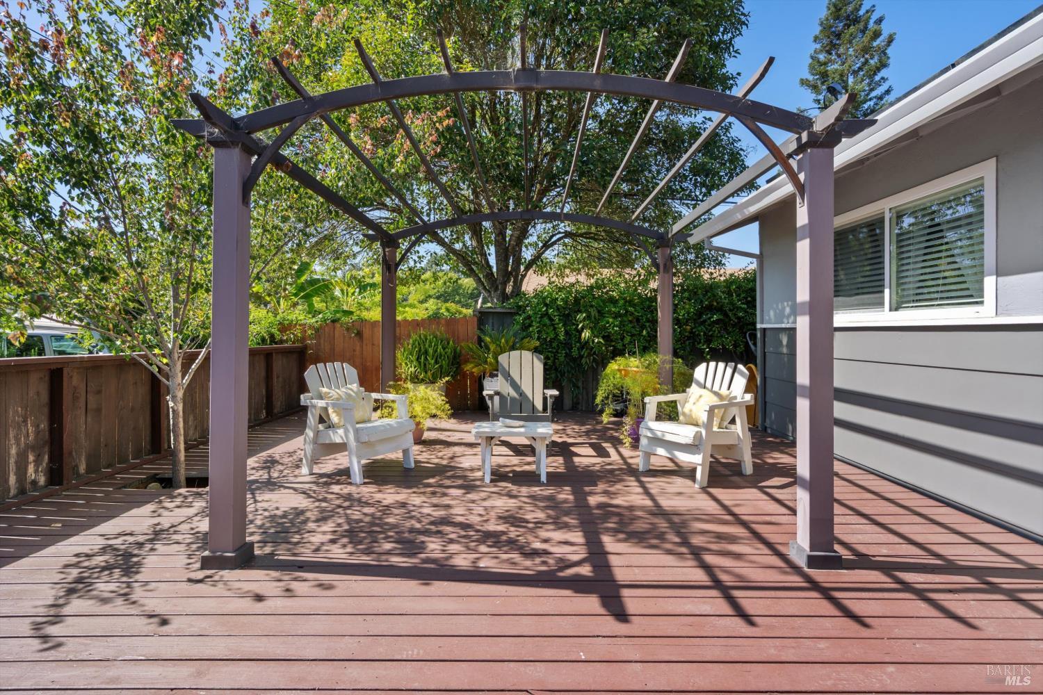1386 Mcminn Avenue Santa Rosa CA 95407