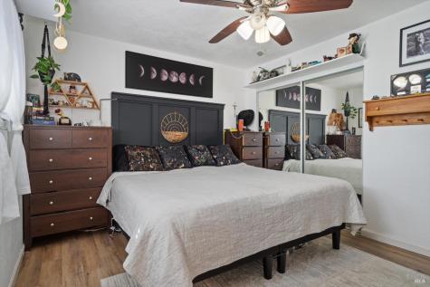 1386 Mcminn Avenue Santa Rosa CA 95407