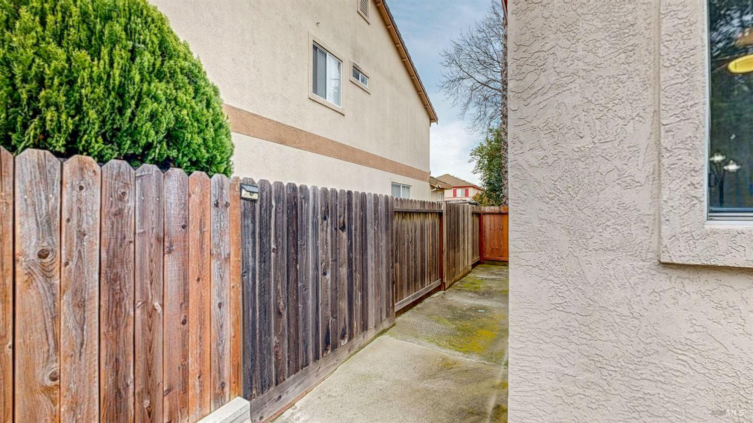 1273 Potrero Circle Suisun City CA 94585
