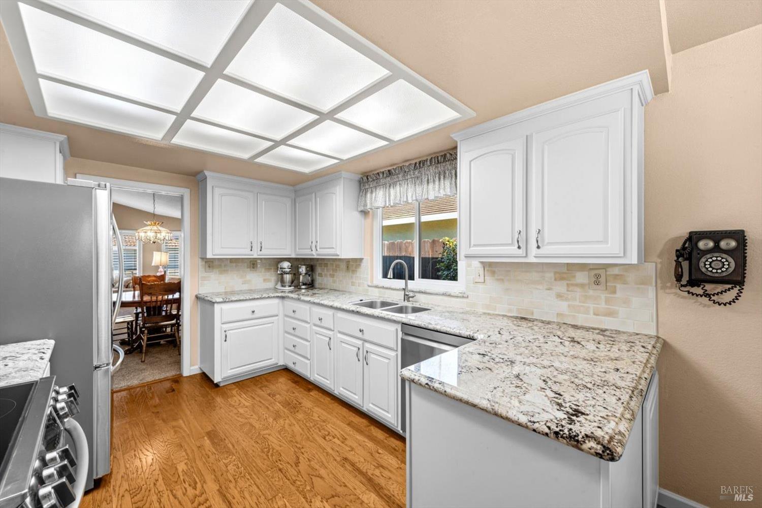 561 Shady Glen Avenue Vacaville CA 95688