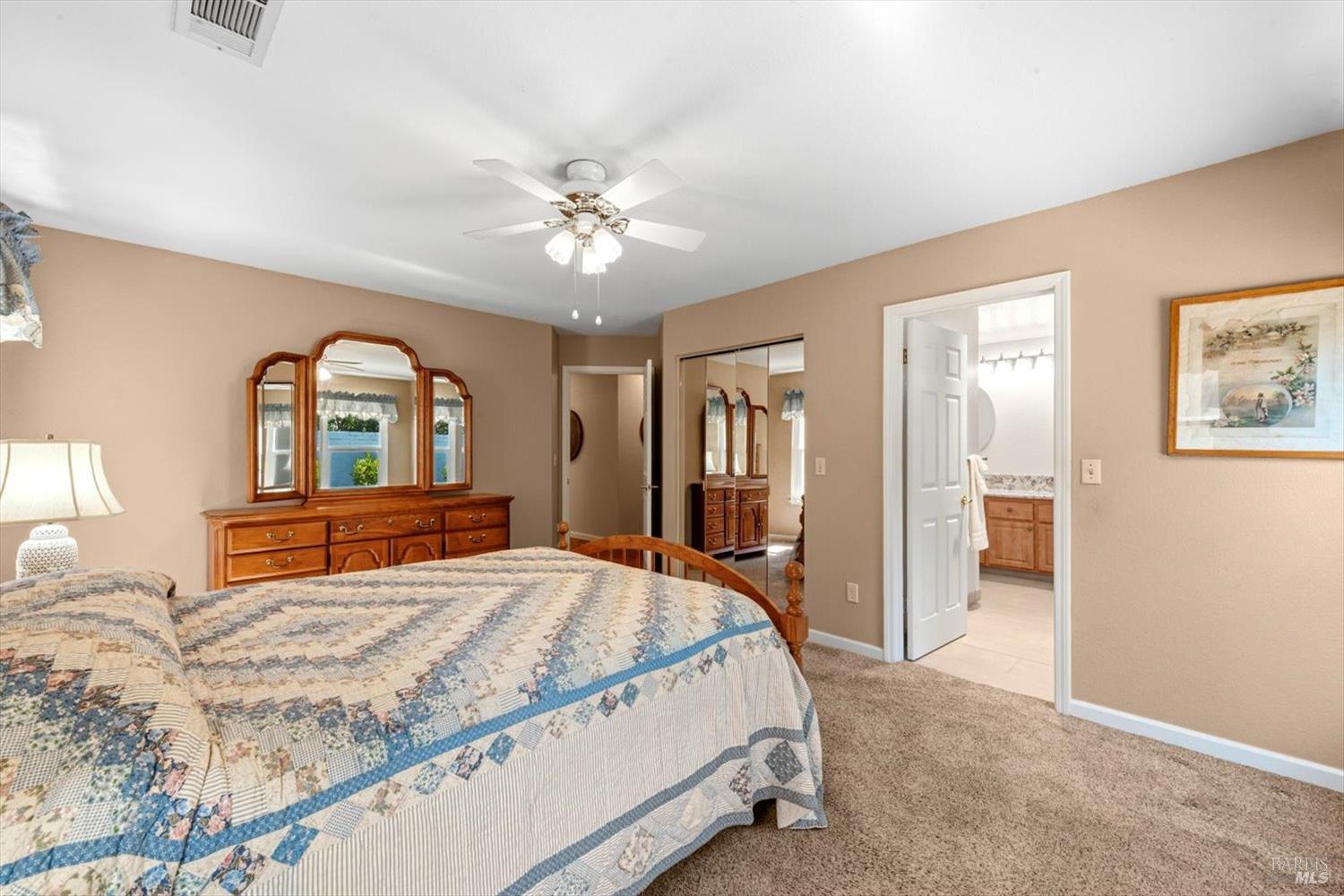 561 Shady Glen Avenue Vacaville CA 95688