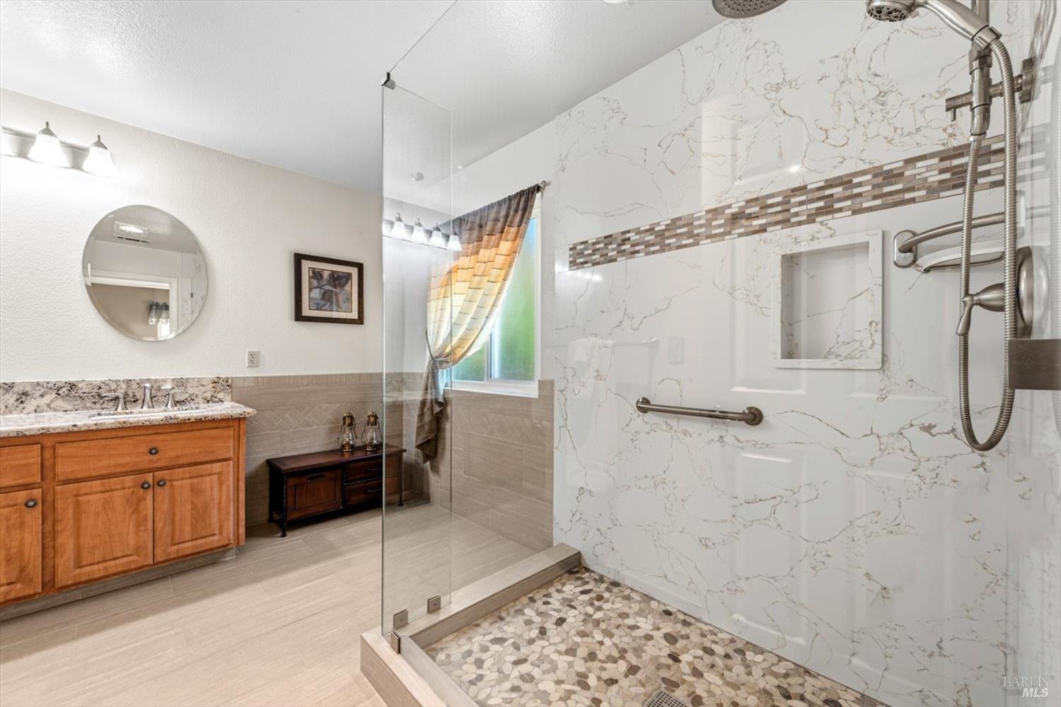 561 Shady Glen Avenue Vacaville CA 95688