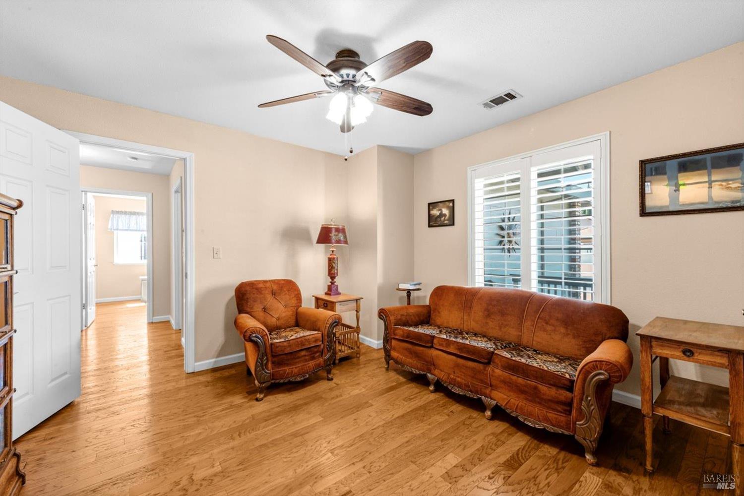 561 Shady Glen Avenue Vacaville CA 95688