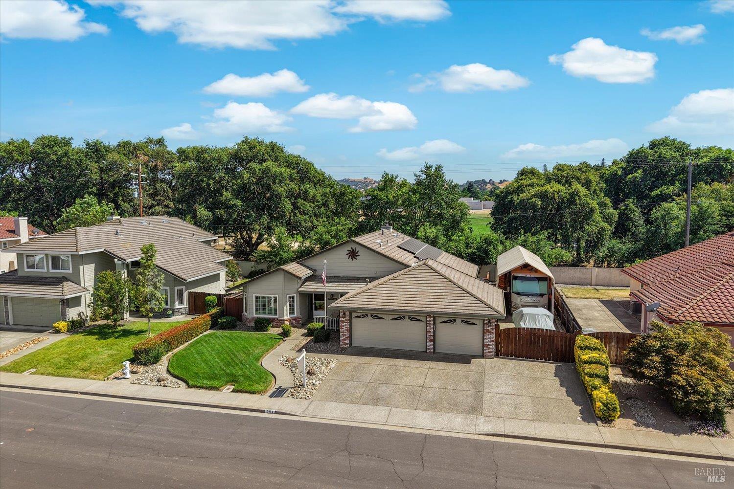 561 Shady Glen Avenue Vacaville CA 95688