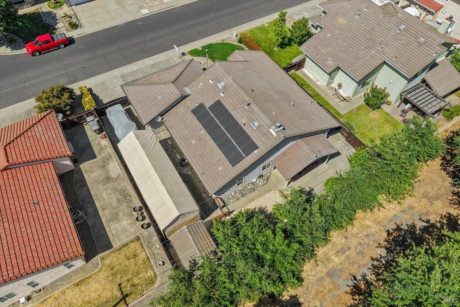 561 Shady Glen Avenue Vacaville CA 95688